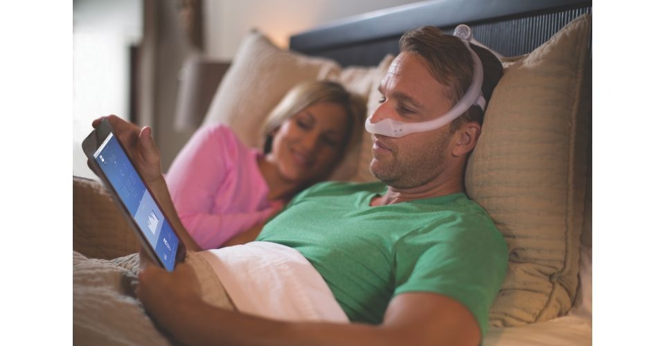 Philips/Respironics – DreamWear Nasal Mask System with Frame, Nasal Seal and Headgear